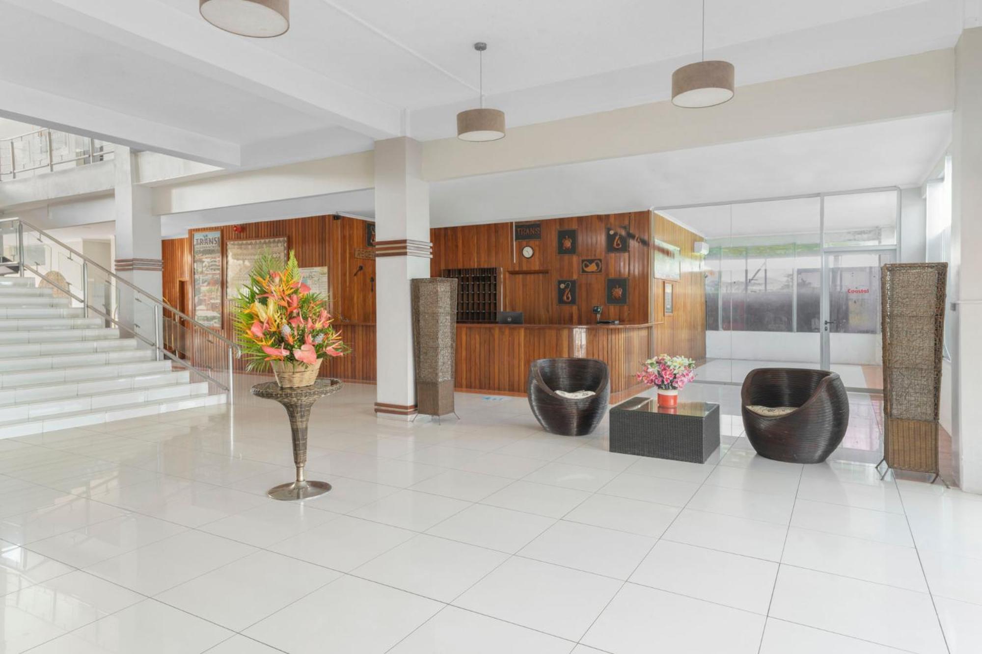 Trans International Hotel Нади Екстериор снимка